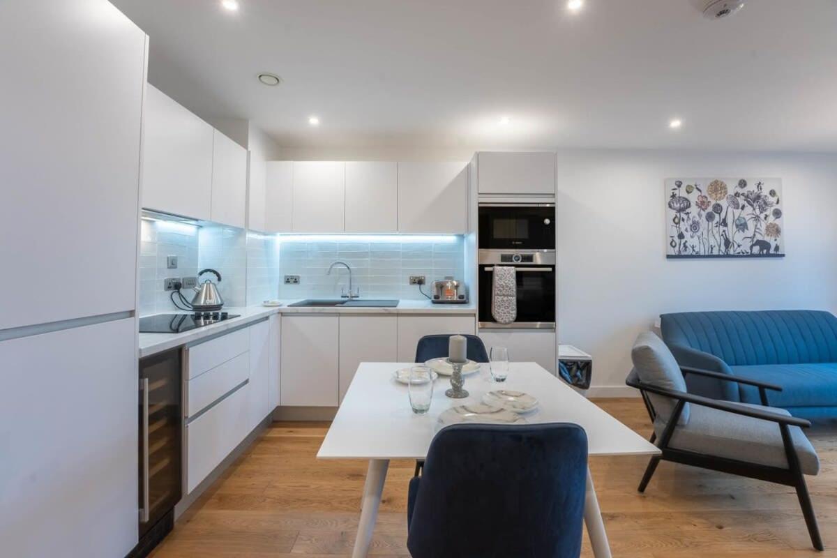 Lovely 1 Bedroom Apartment In Central Location Birmingham Extérieur photo